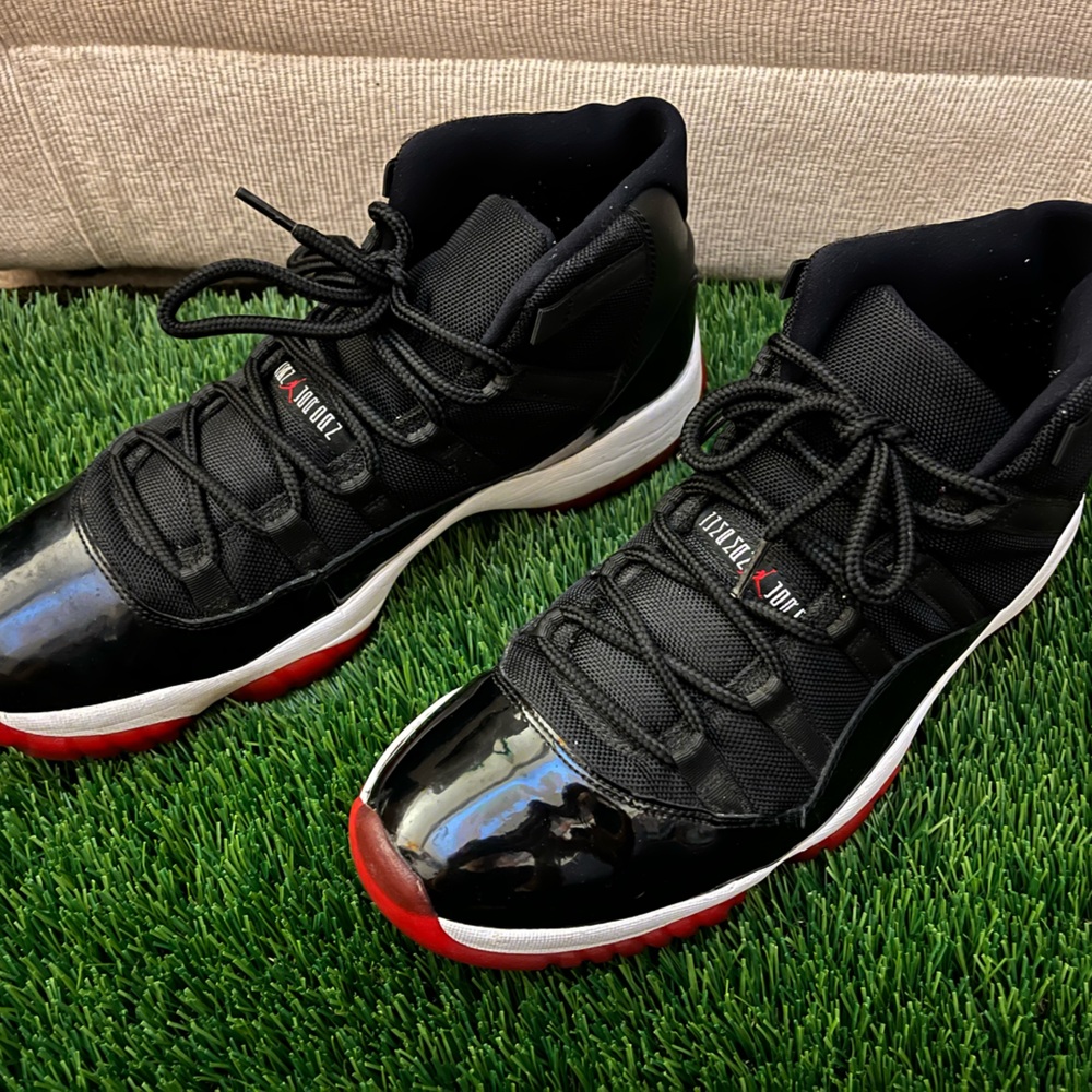Jordan 11 Breds